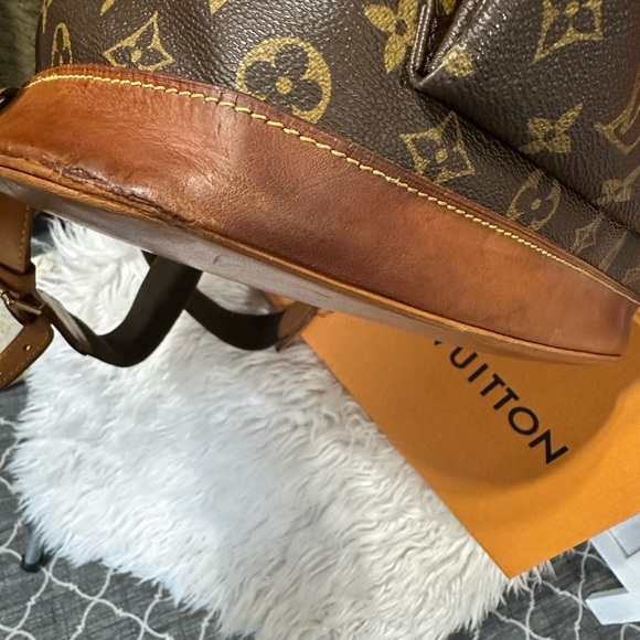 Louis Vuitton Monstrous GM Vintage Backpack - Picture 9 of 9